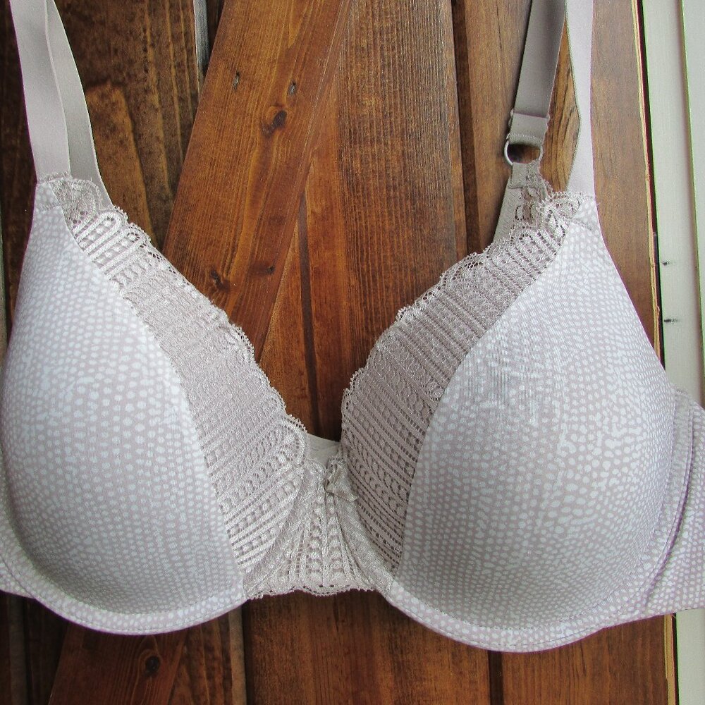 Comfort Devotion Bra from Maidenform 38C LIKE NEW